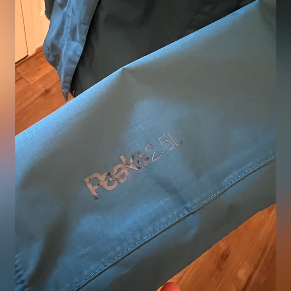 REI Rainier Rain Jacket Women's Large Teal Blue Nylon Peak 2.5L Hooded Full Zip - Picture 5 of 12